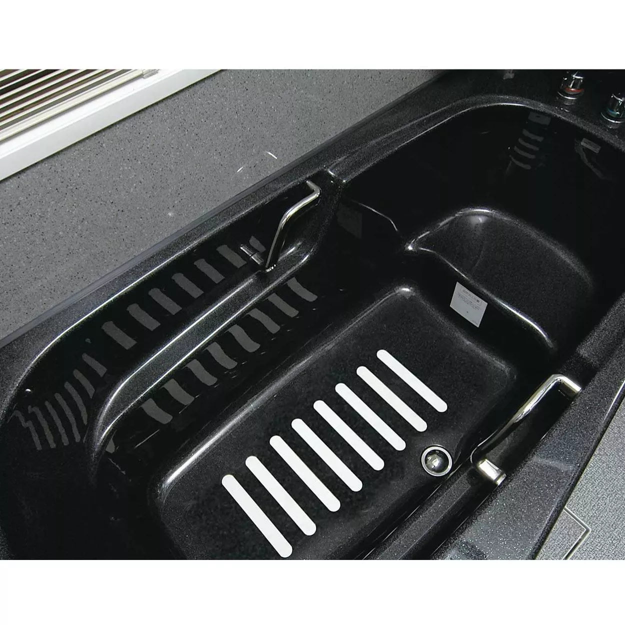 Banda adeziva antiderapare, din adeziv acrilic, pentru baie, 6 buc, 24cm, alba - Default Title