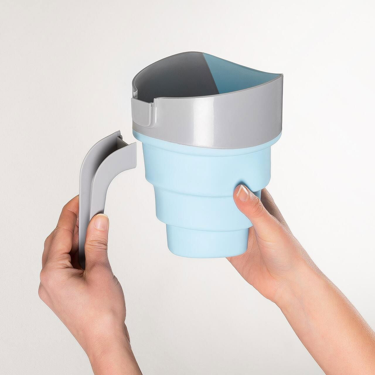 Cana pliabila pentru clatit si spalat parul bebelusului MyHappyBath Cup, fara BPA, 0+ luni, Reer 76082