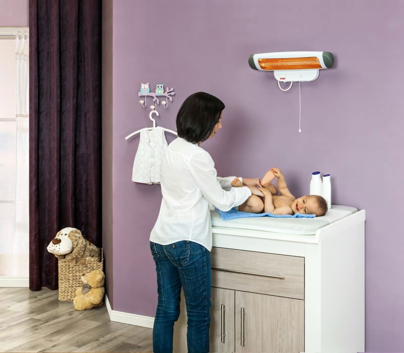 Incalzitor pentru masa de infasat bebelusul REER FeelWell 1926