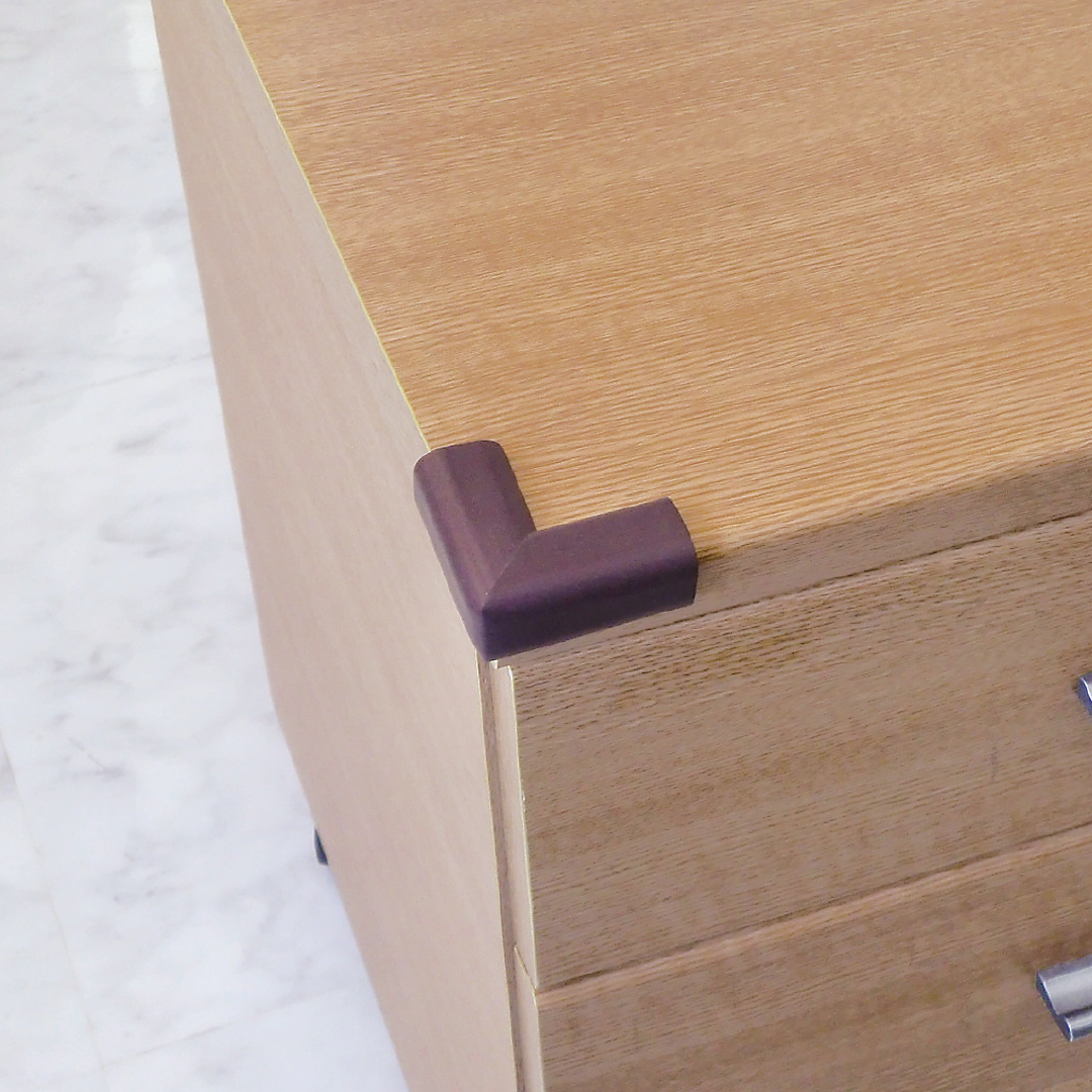 Protectie Colturi Pentru Mobila, din Spuma, Set 4 buc - Negru