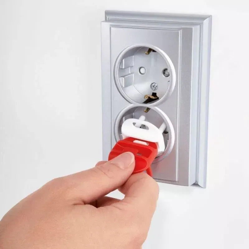 Protectii pentru prize Reer, cu cheie de deblocare, set 6 buc, albe