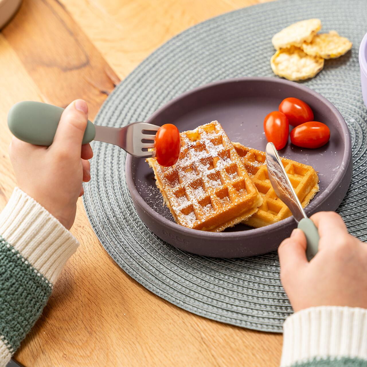 Set 3 tacamuri din otel inoxidabil (furculita, lingurita si cutit), manere din silicon, fara BPA, lavabile in masina de spalat vase, Reer 25133